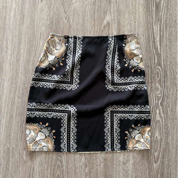 PrettyLittleThing Two Piece Set - Picture 11 of 13